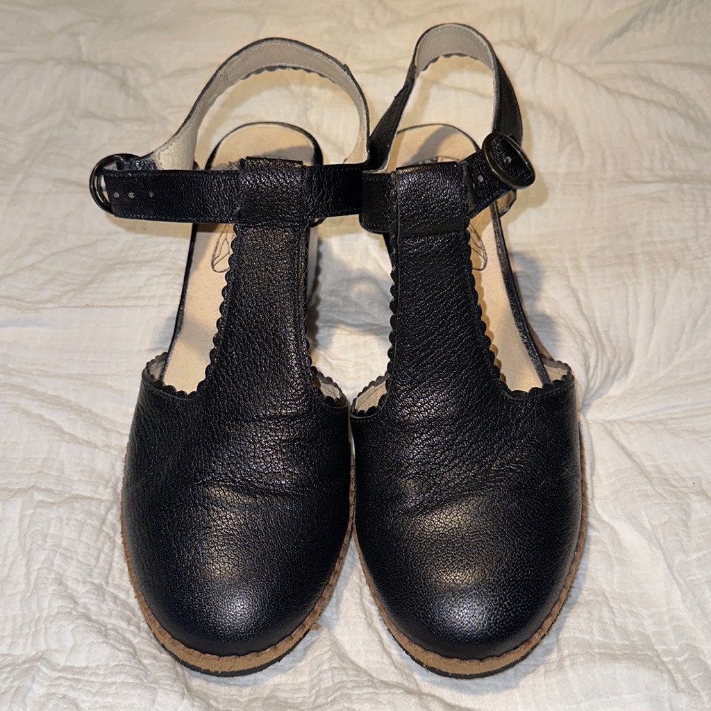 Fly London Black Cade Leather Pump Size 40 Made In Portugal Euc